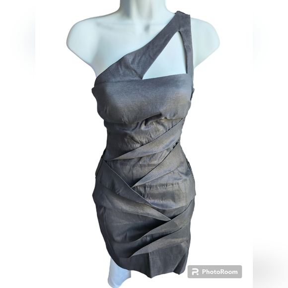 Hailey Logan Dresses & Skirts - Hailey by Adrianna Papell Black Layered Dress Side Zipper One Shoulder S…